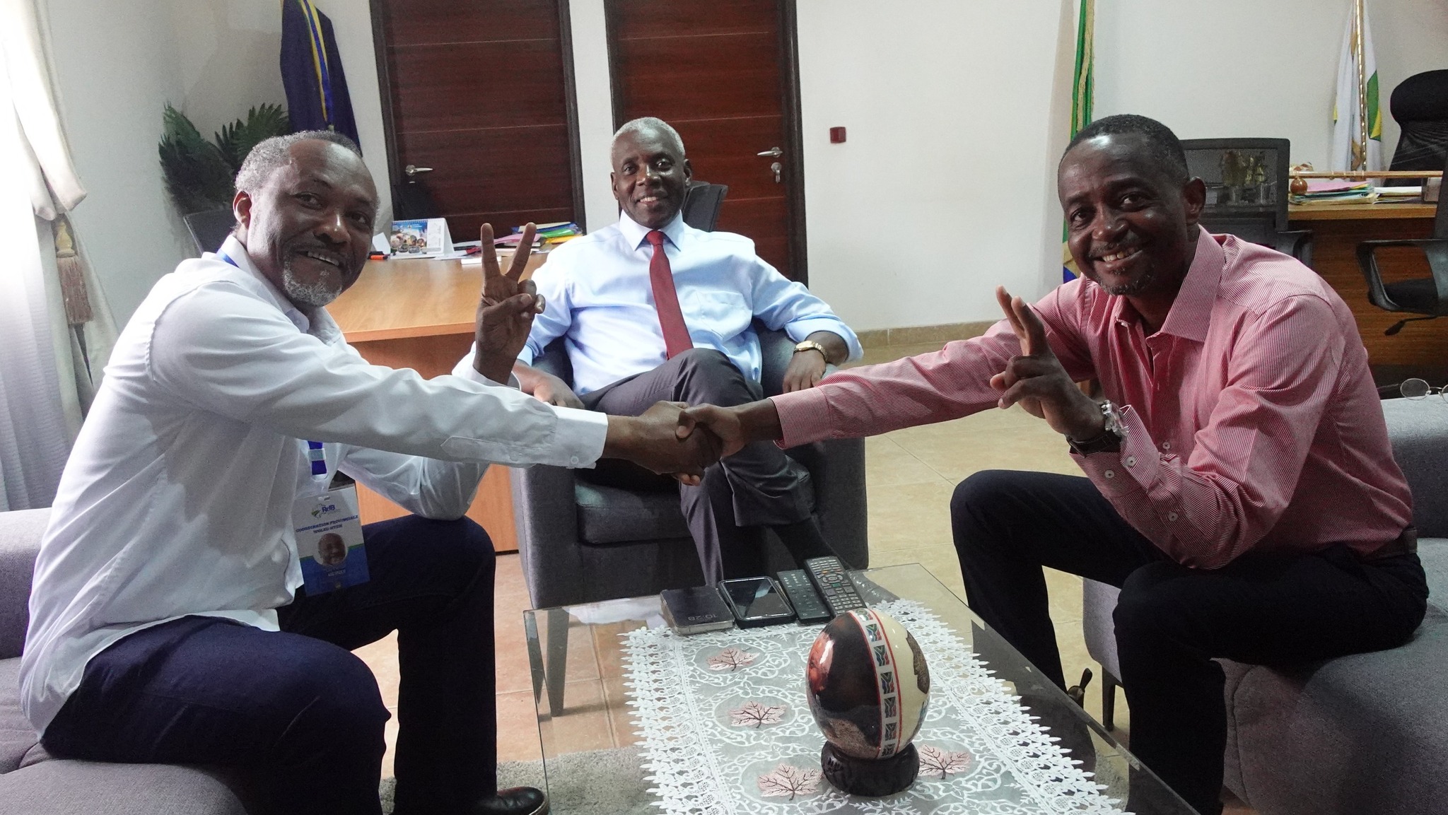 Arrivée prochaine à OYEM du Candidat Brice Clotaire OLIGUI NGUEMA :